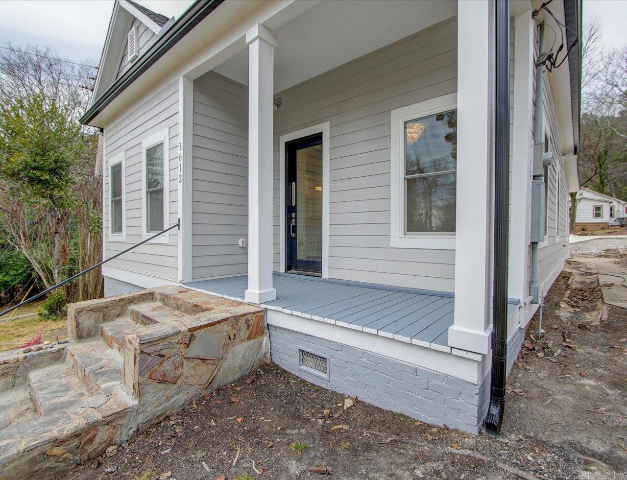 WEST END HIGHLAND - Residential