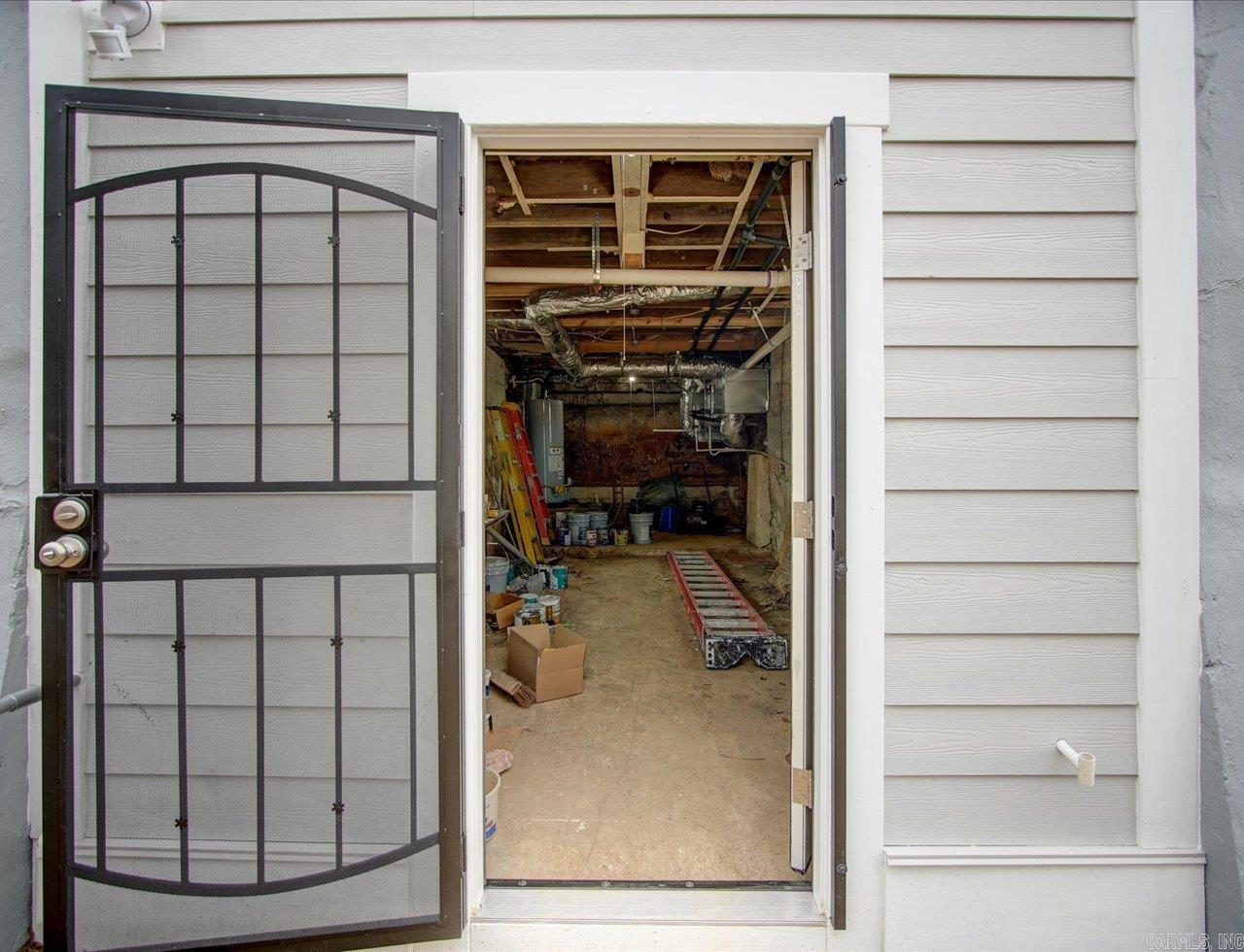 WEST END HIGHLAND - Residential