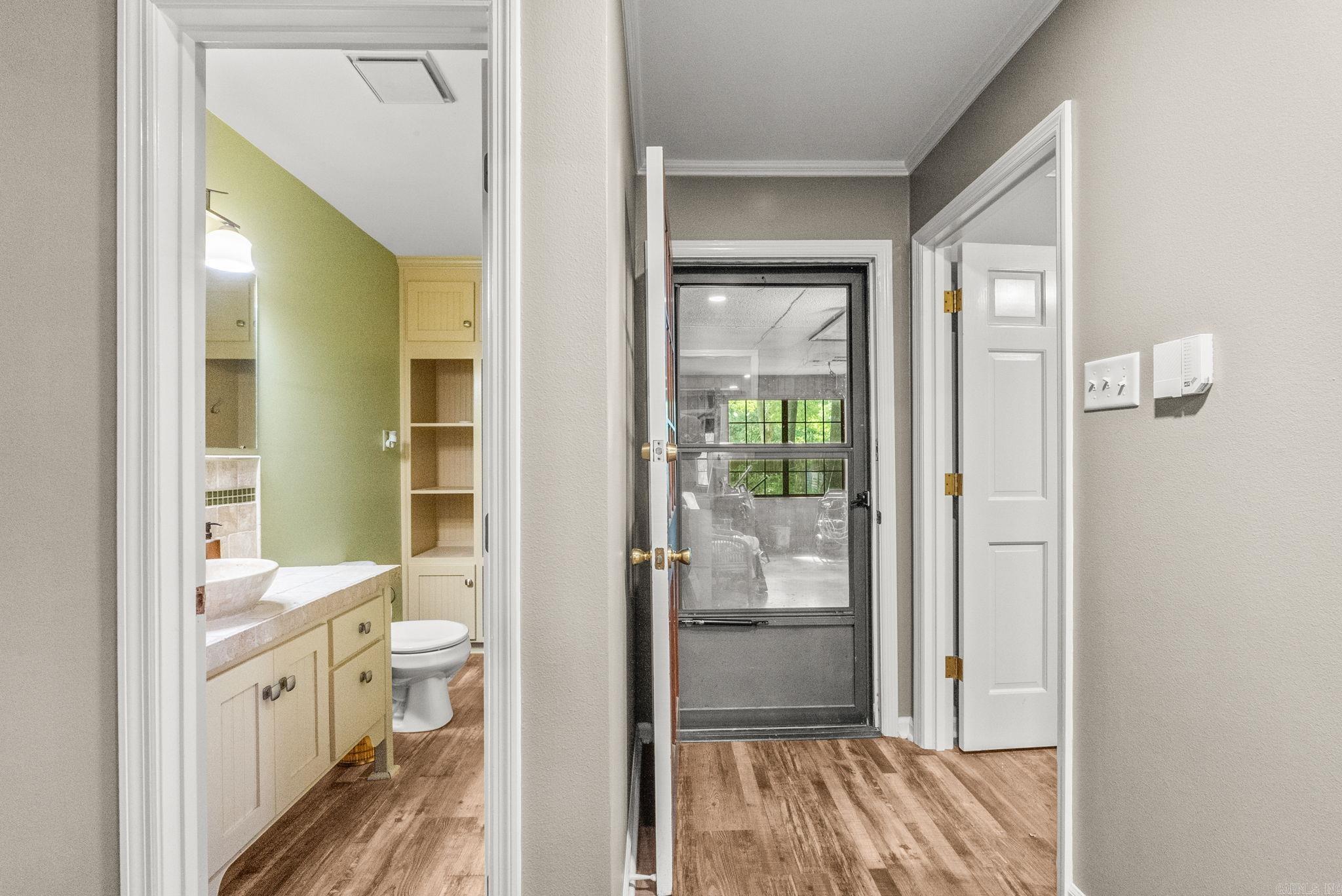 SMOKING OAKS ADD - Residential