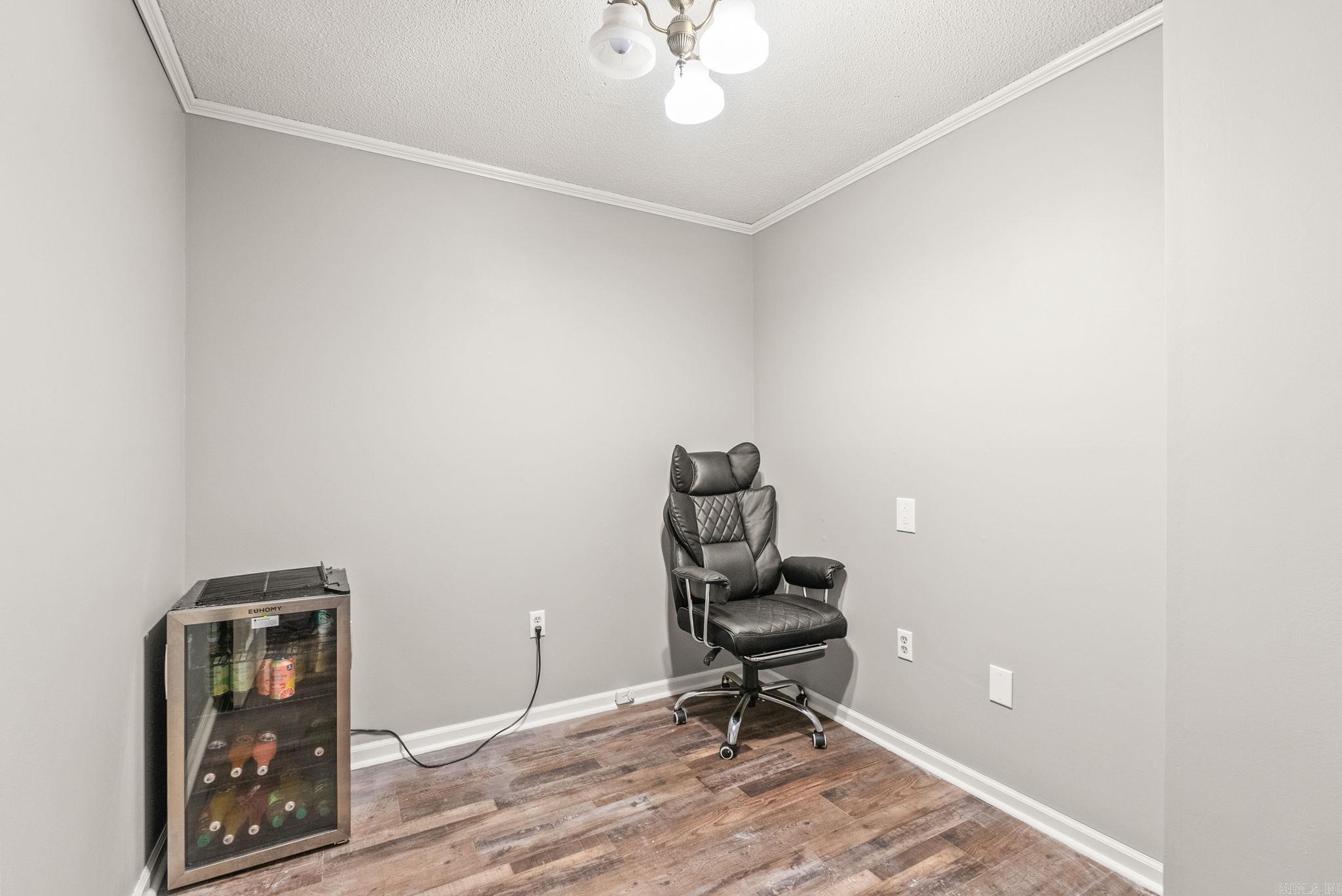 SMOKING OAKS ADD - Residential
