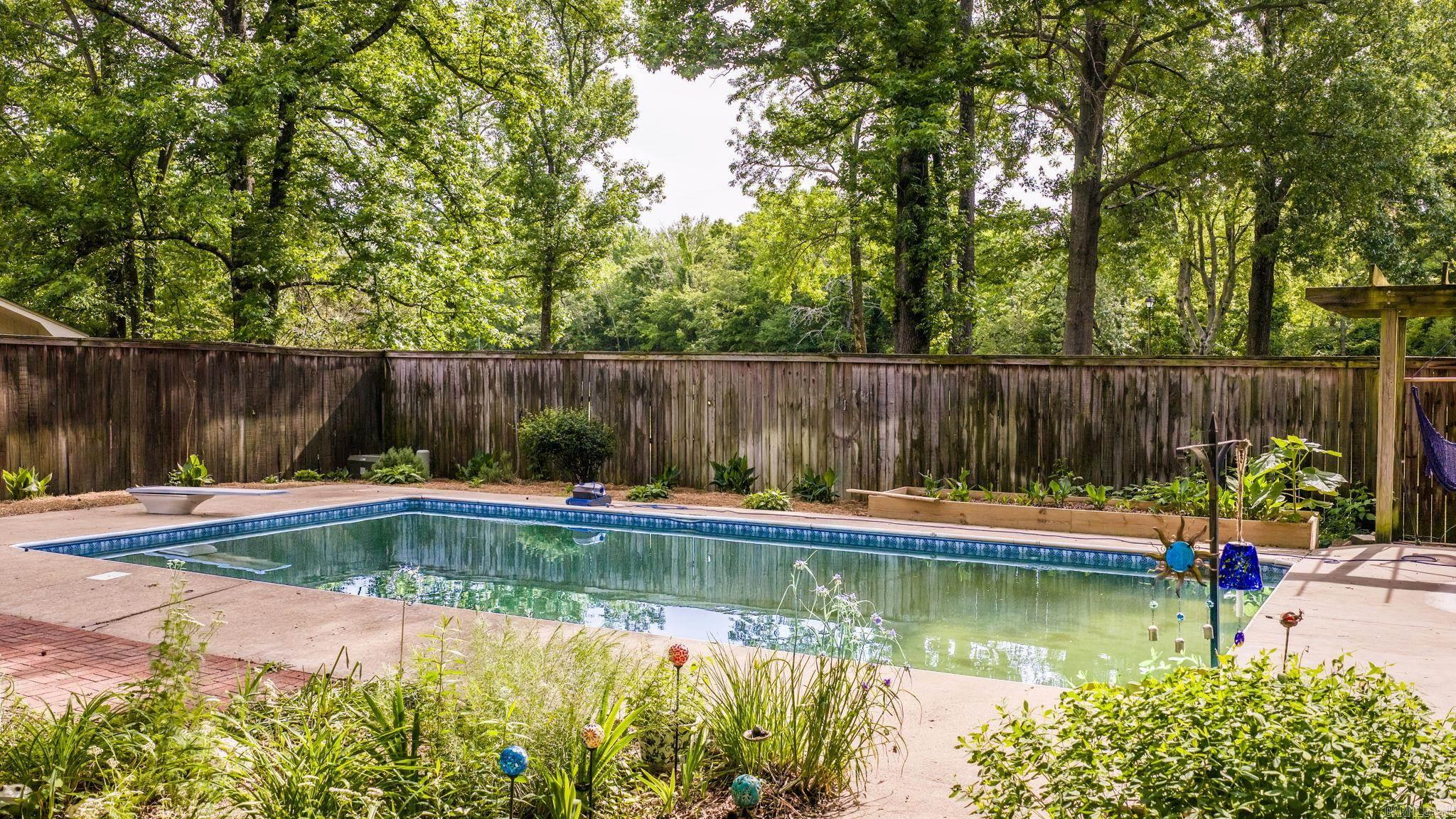 SMOKING OAKS ADD - Residential