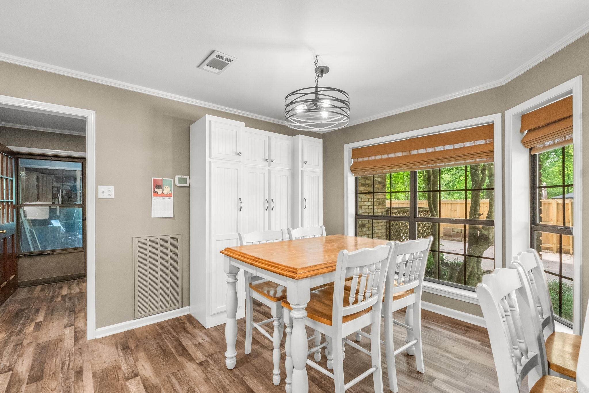 SMOKING OAKS ADD - Residential