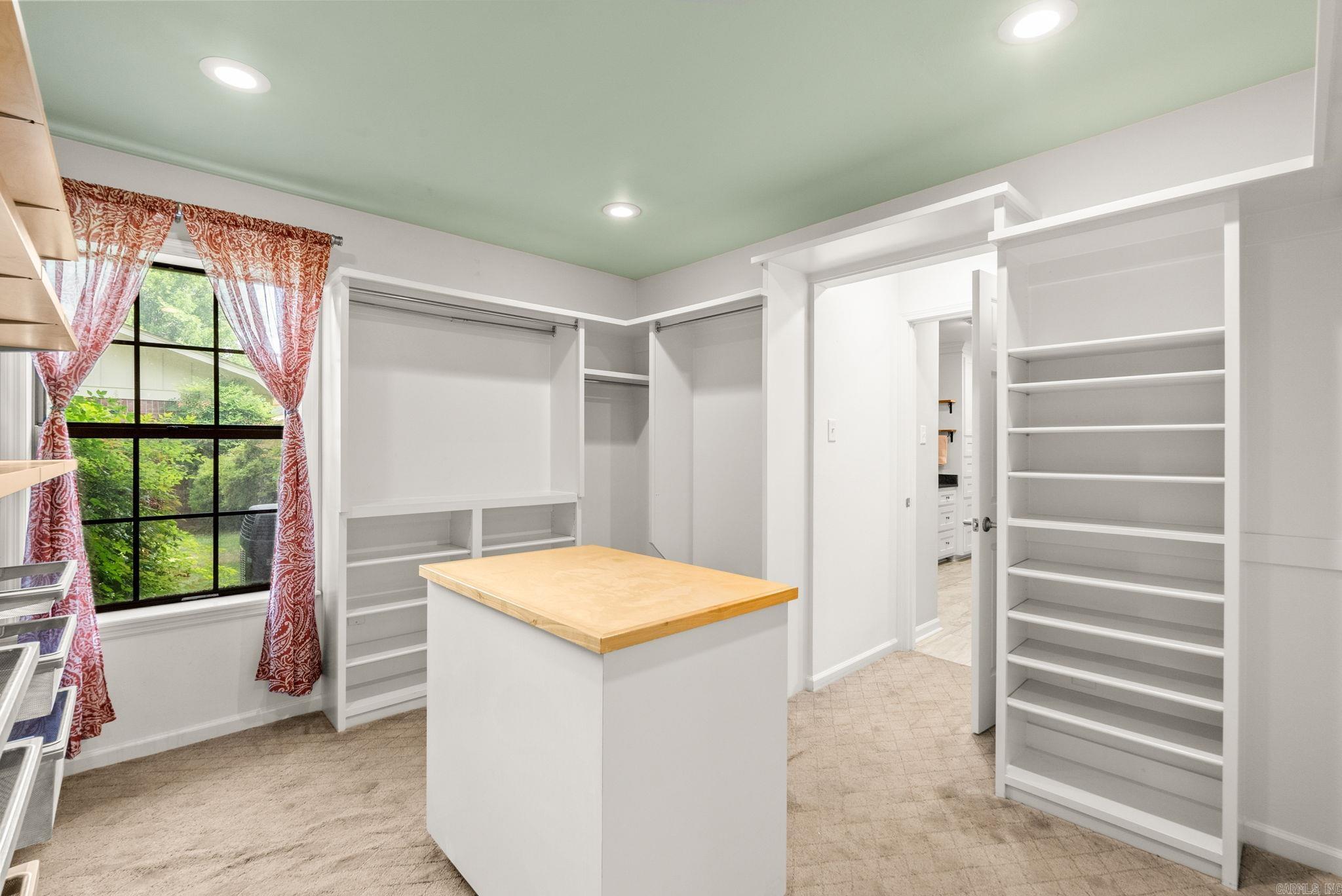SMOKING OAKS ADD - Residential