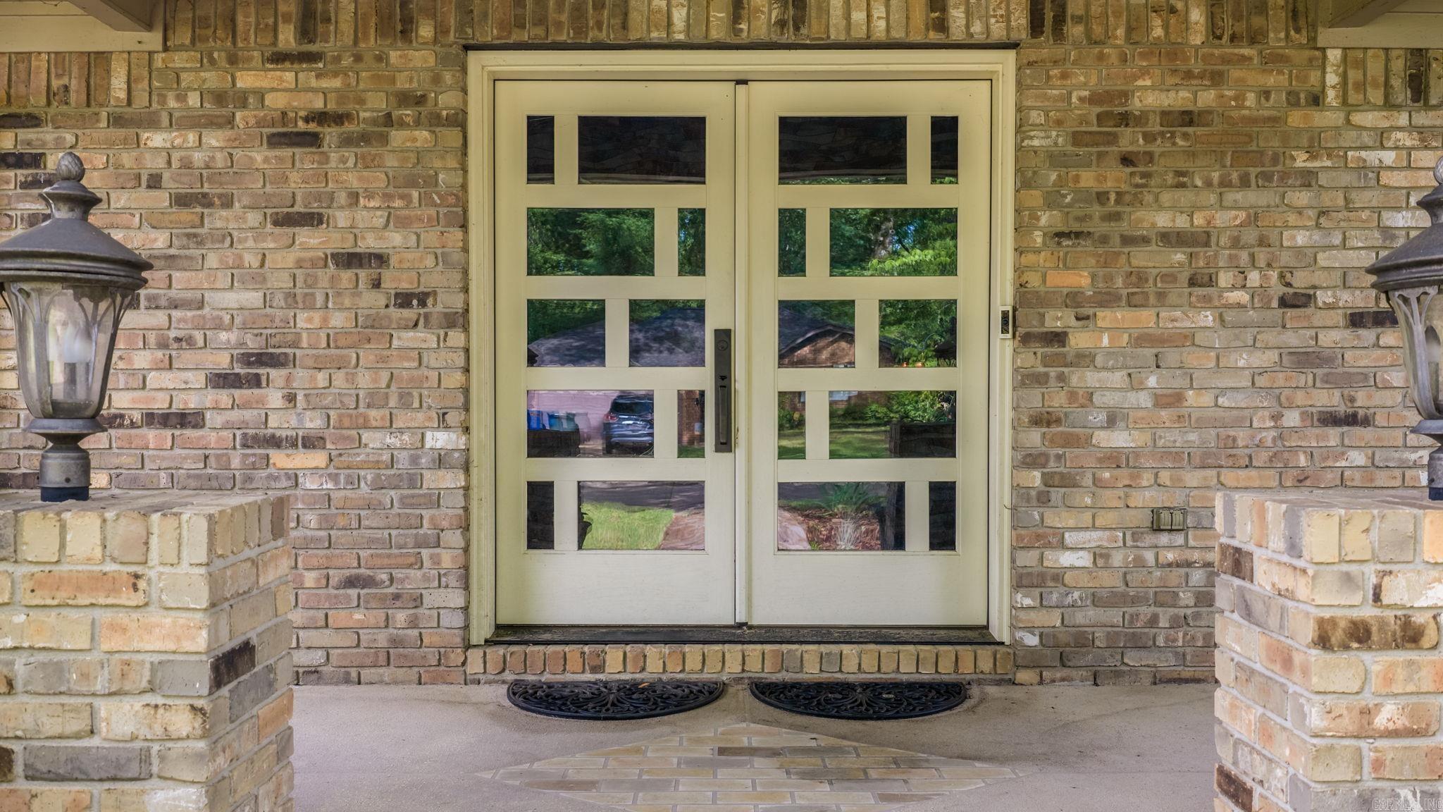 SMOKING OAKS ADD - Residential
