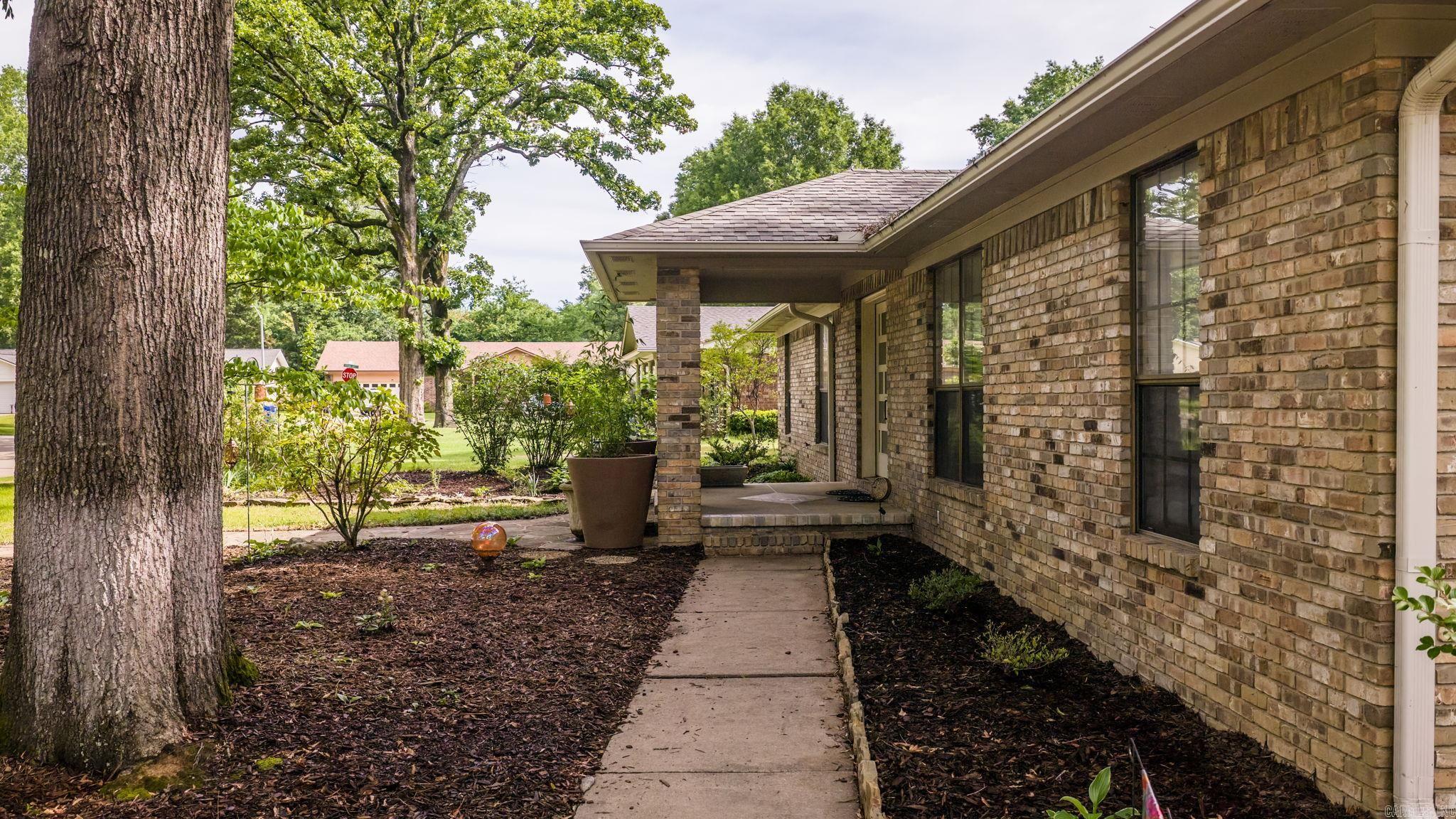 SMOKING OAKS ADD - Residential
