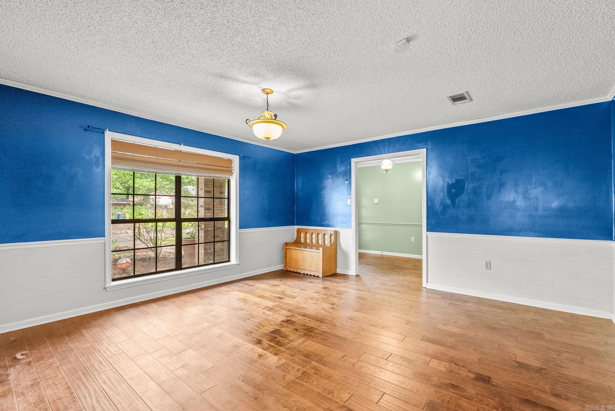 SMOKING OAKS ADD - Residential