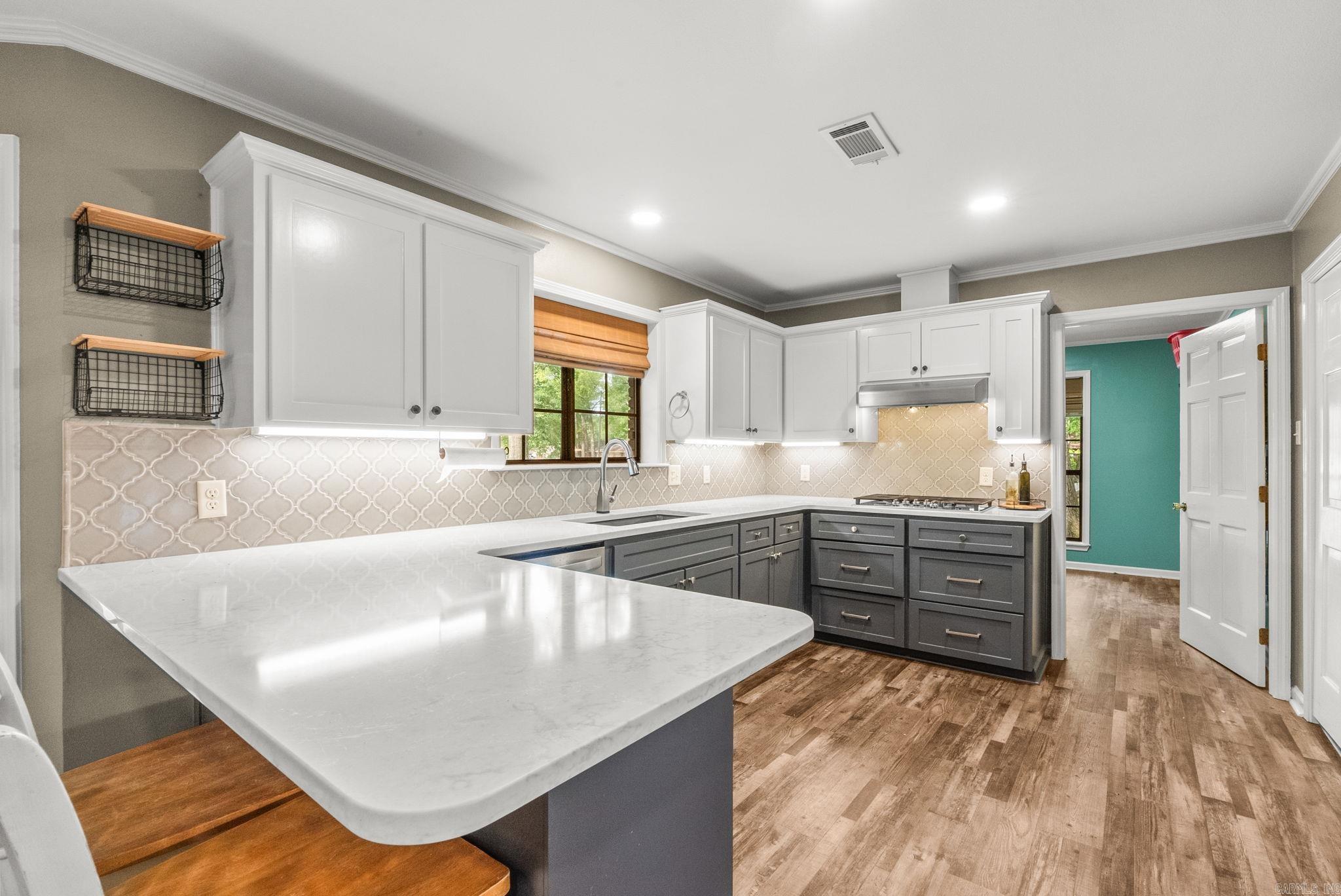 SMOKING OAKS ADD - Residential