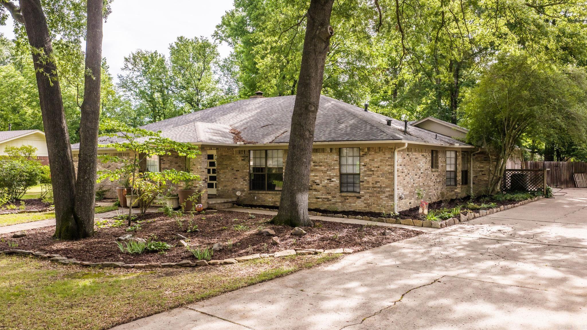 SMOKING OAKS ADD - Residential
