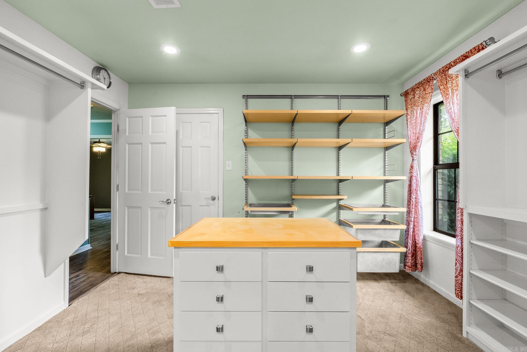 SMOKING OAKS ADD - Residential