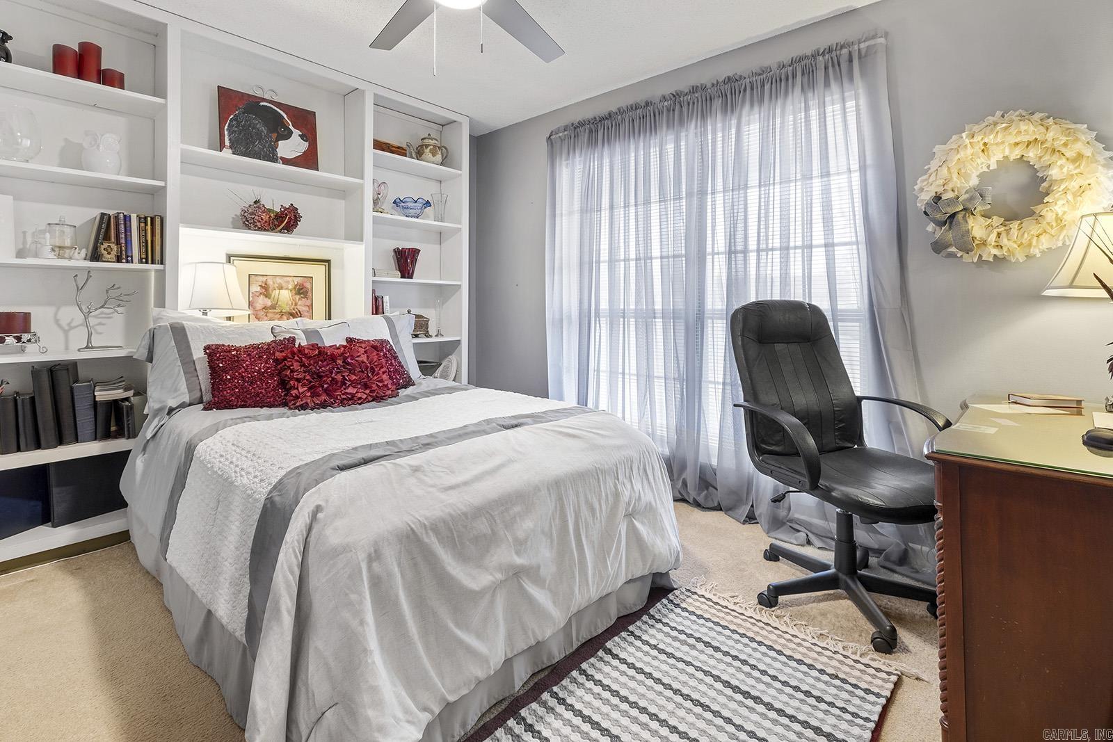 NORTH HILLS MANOR - Residential