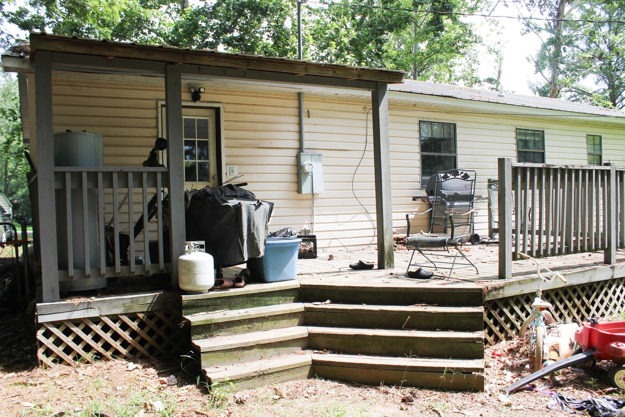 LAPLAZA ACRES - Residential