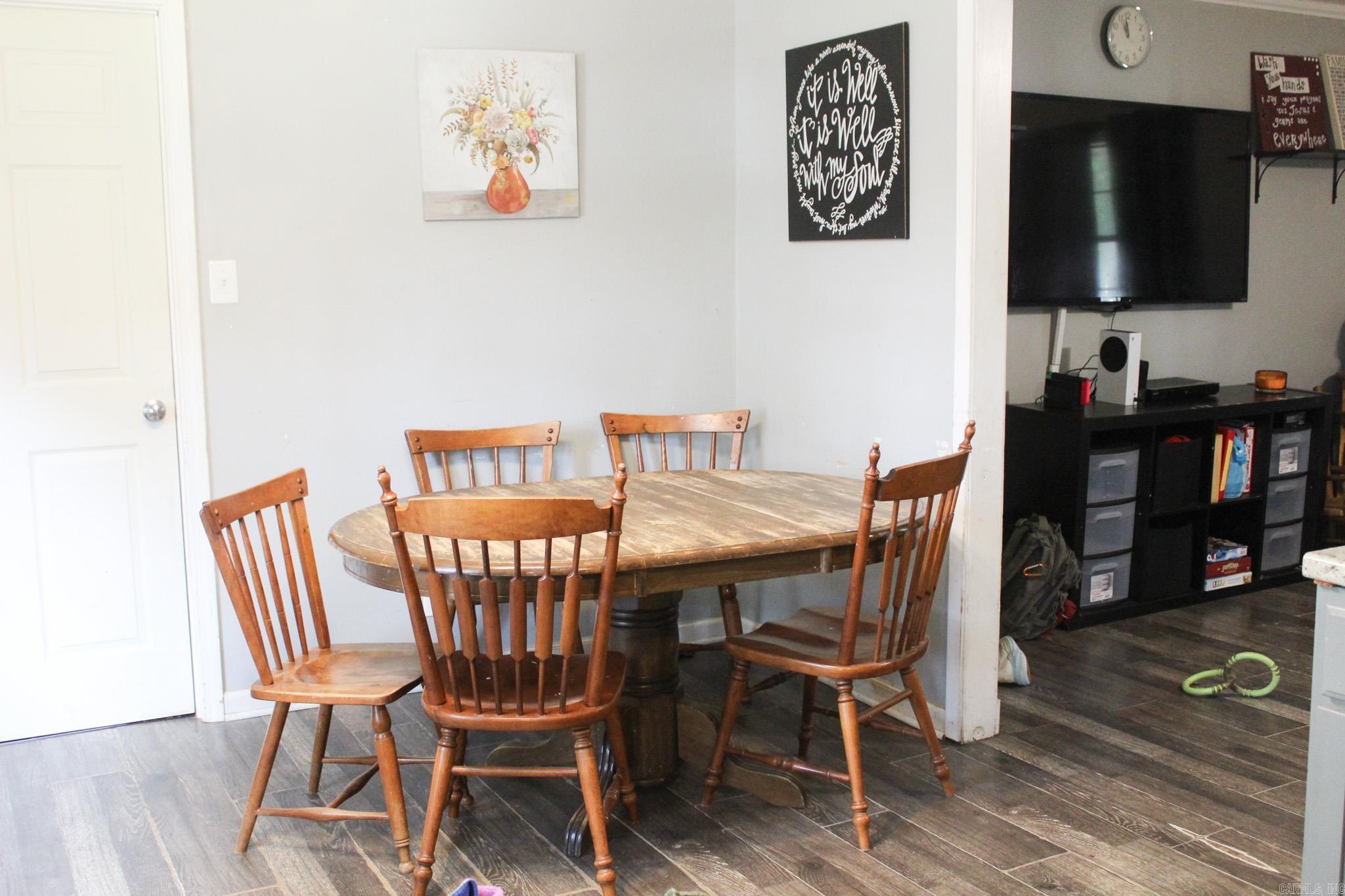 LAPLAZA ACRES - Residential