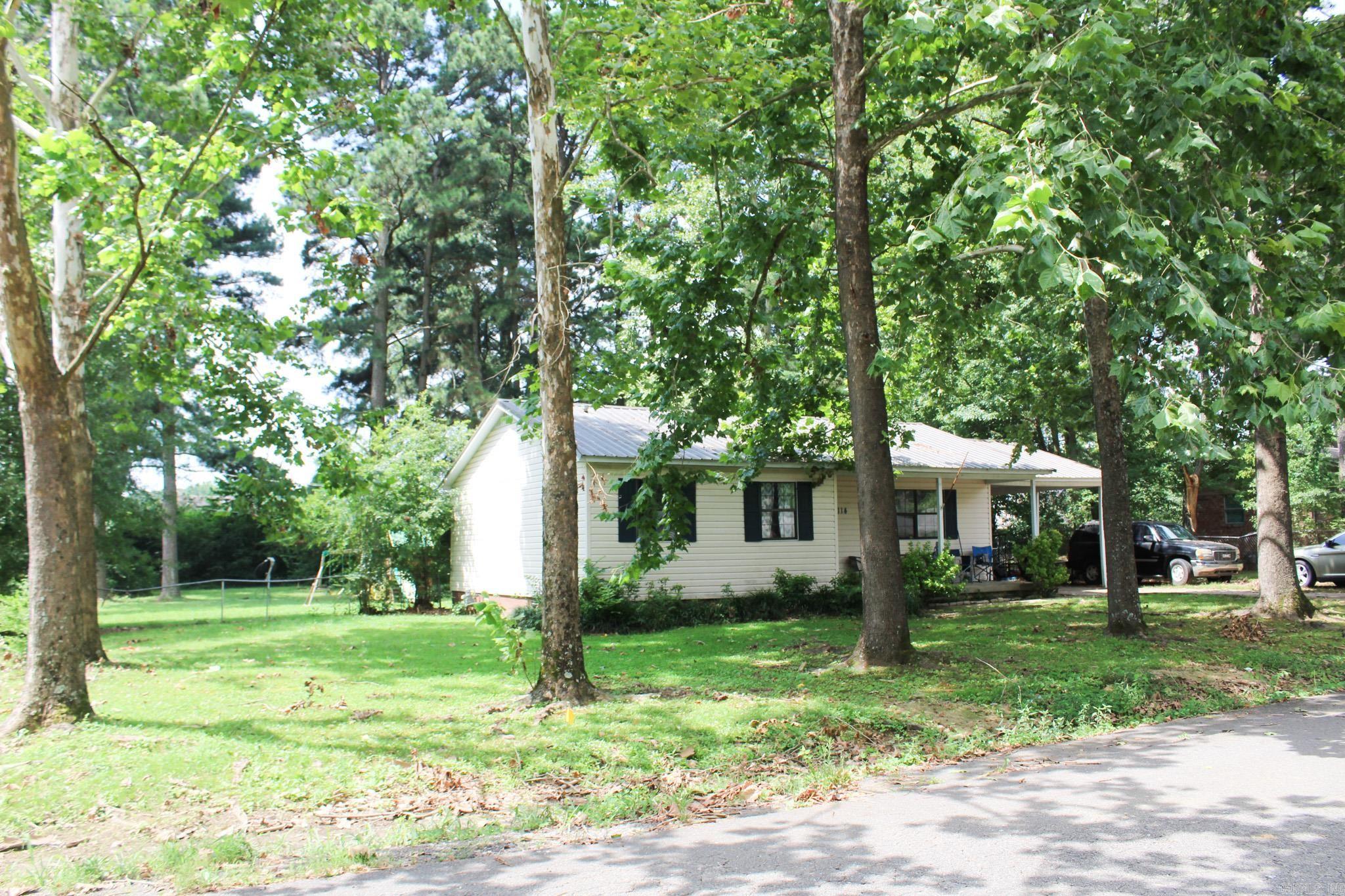 LAPLAZA ACRES - Residential