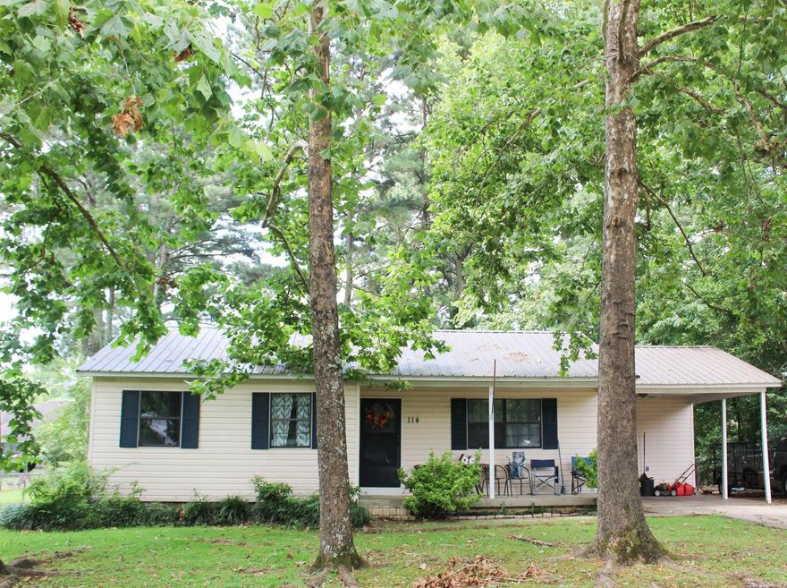 Discover the potential of this fantastic investment property situated on the sought-after west side of Searcy. Known for its vibrant community and convenient amenities, the area offers a prime location for any real estate endeavor. This charming home boasts excellent structural integrity, providing a solid foundation for any renovation project. Whether you're looking to remodel or maintain its current charm, the sturdy structure ensures that your investment will stand the test of time. With its adaptable layout, this home presents the perfect opportunity to either undertake a personalized remodel or utilize it as a rental property. The flexibility it offers ensures that your investment can align with your specific goals. The potential of this property is truly limitless. Whether you envision a modern renovation, a cozy family home, or a lucrative rental, this home can cater to a variety of investment strategies. Explore the opportunities and make your real estate dreams a reality! Let's go take a look today!