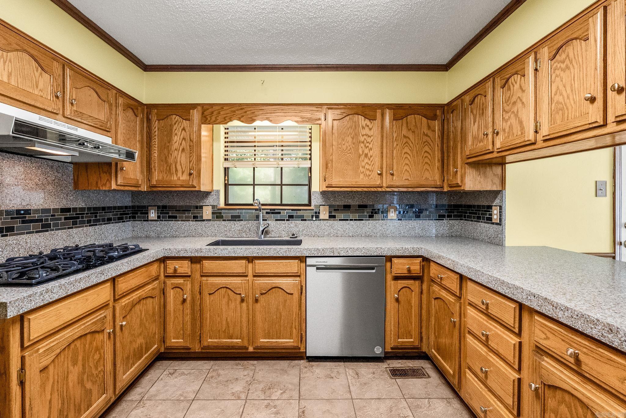 WESTLAKE - Residential