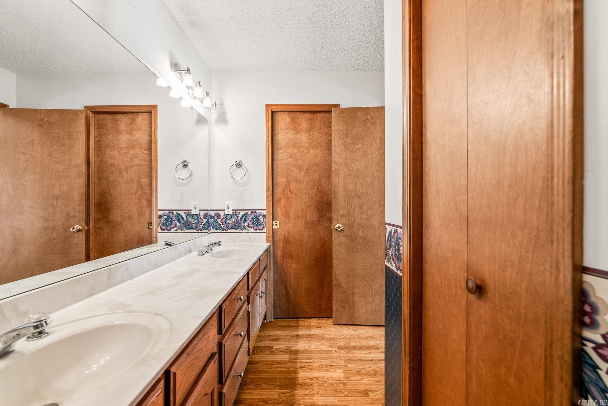 WESTLAKE - Residential
