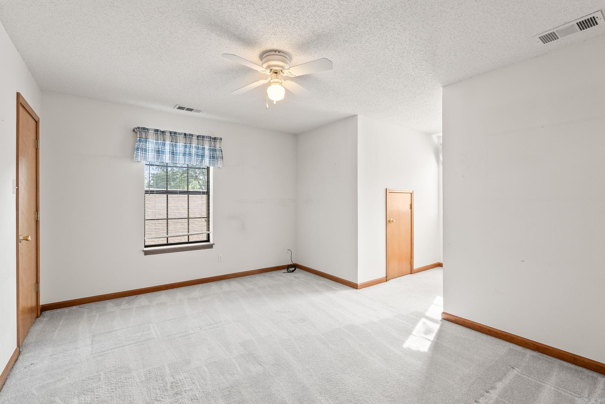 WESTLAKE - Residential
