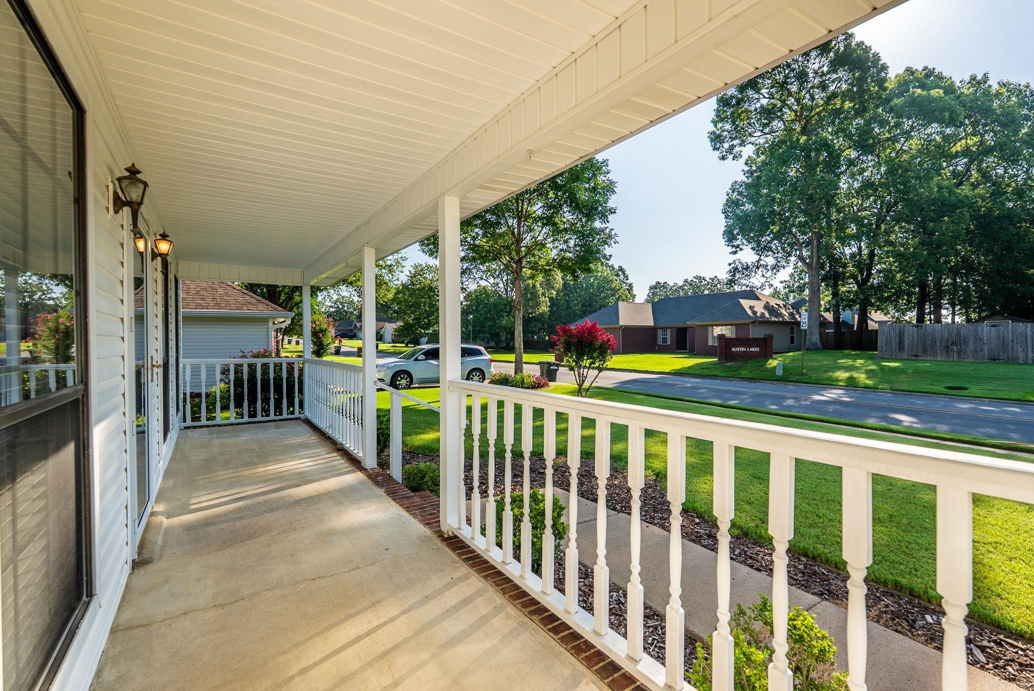 WESTLAKE - Residential