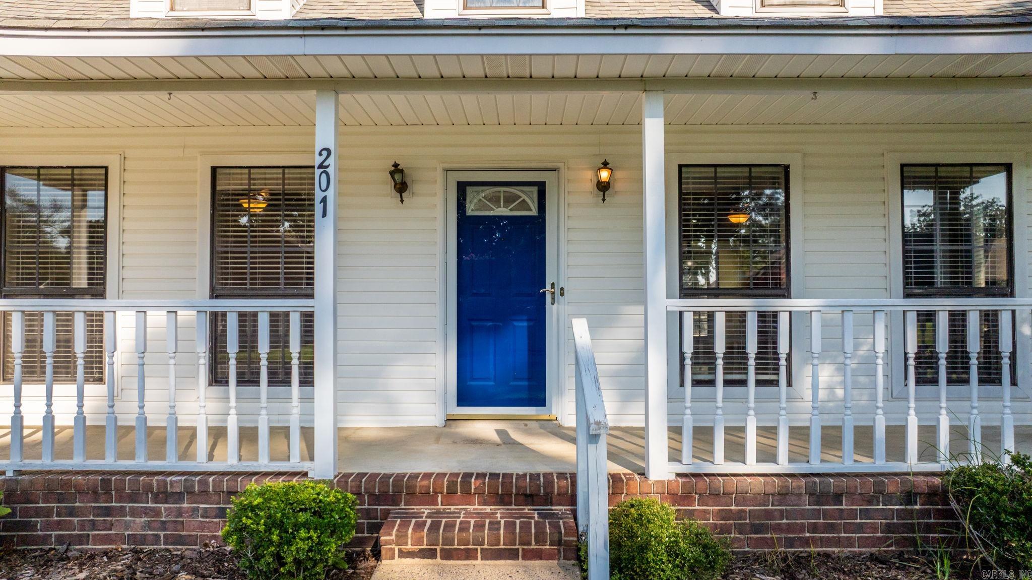 WESTLAKE - Residential
