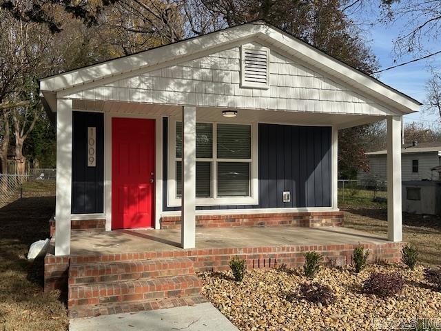 CHASTAIN - Residential