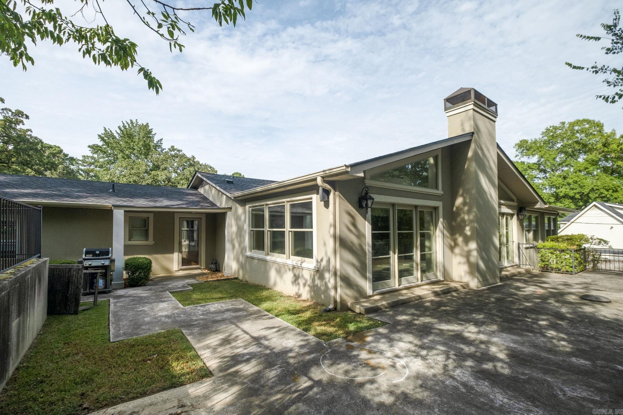 Pine Manor - Residential