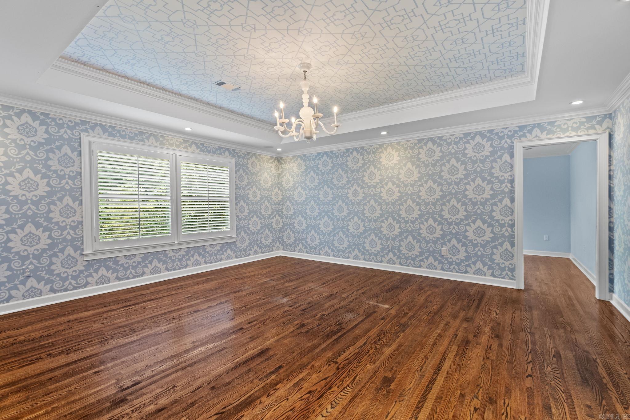 Pine Manor - Residential