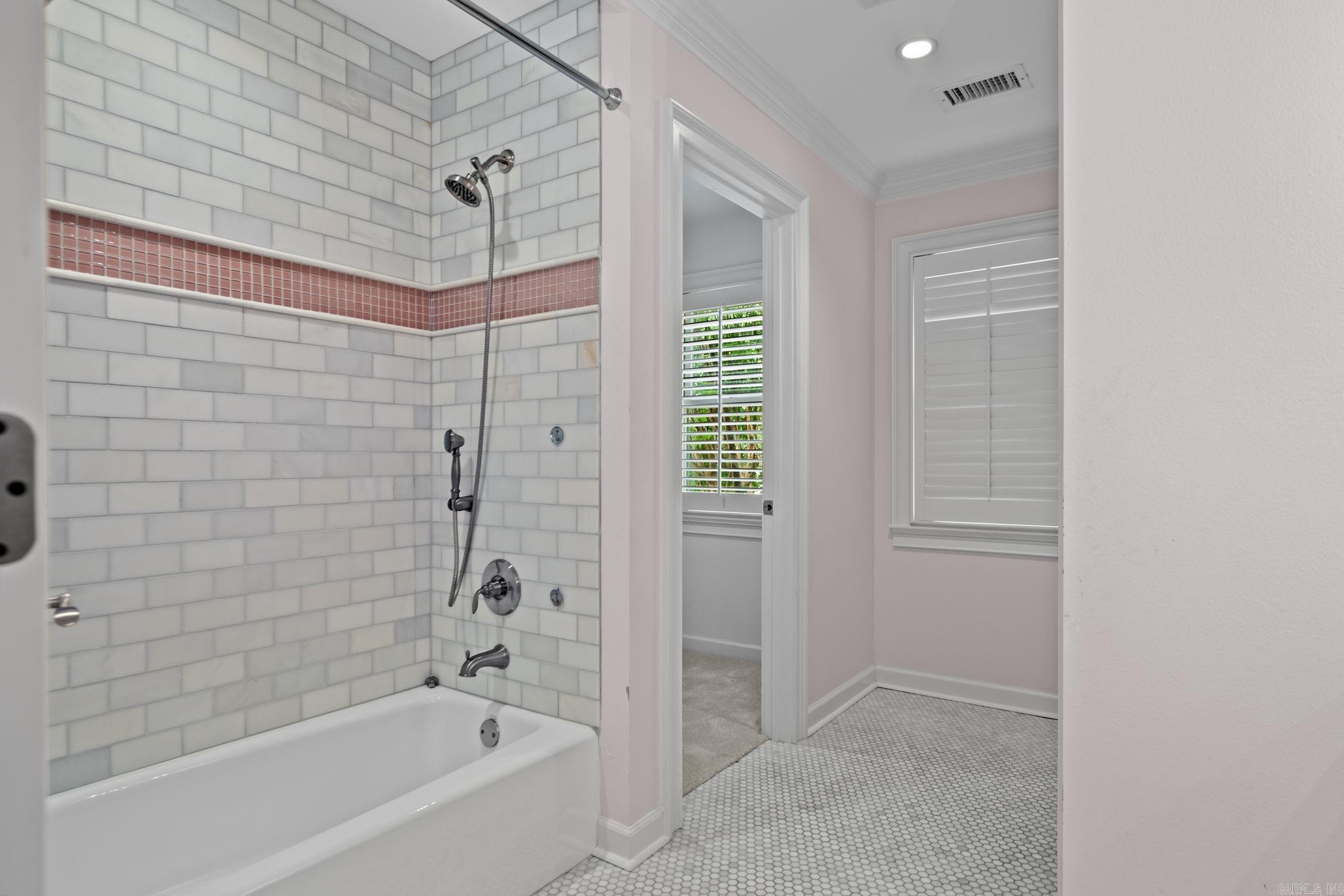 Pine Manor - Residential