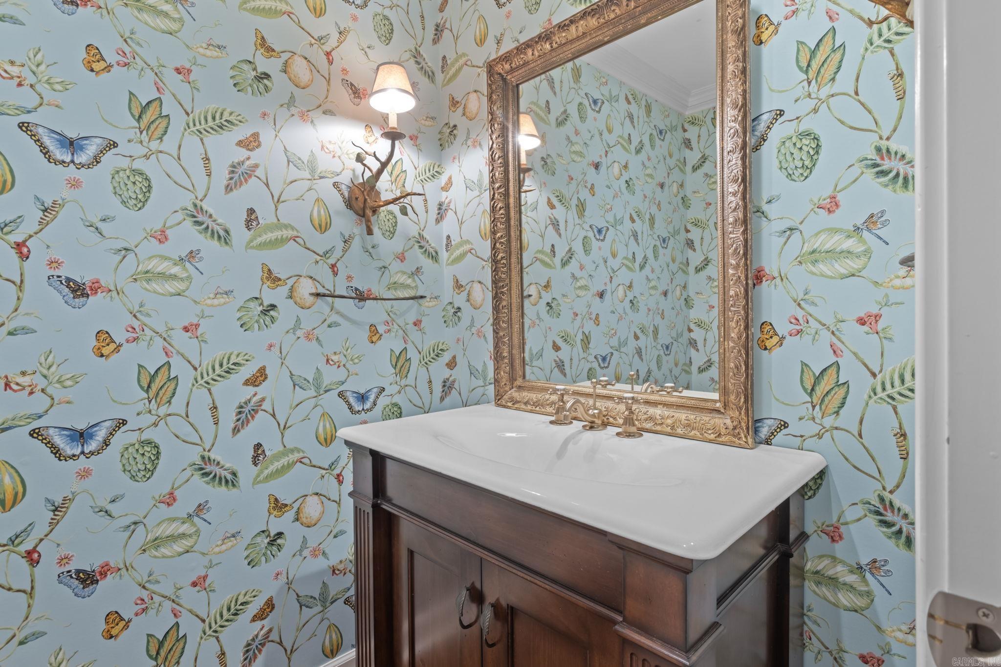 Pine Manor - Residential