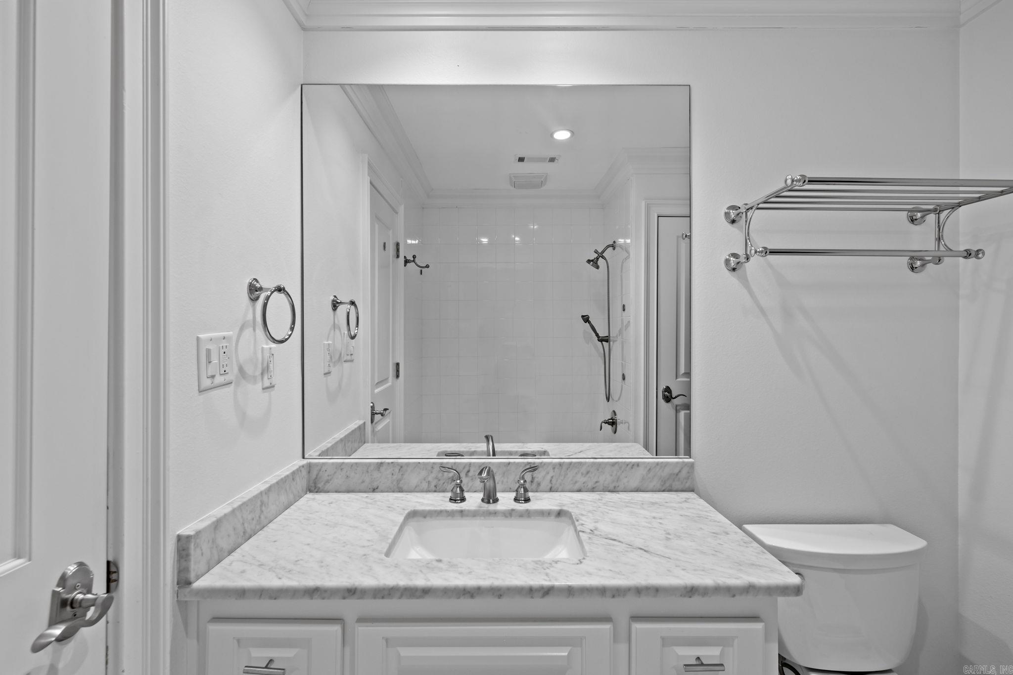 Pine Manor - Residential