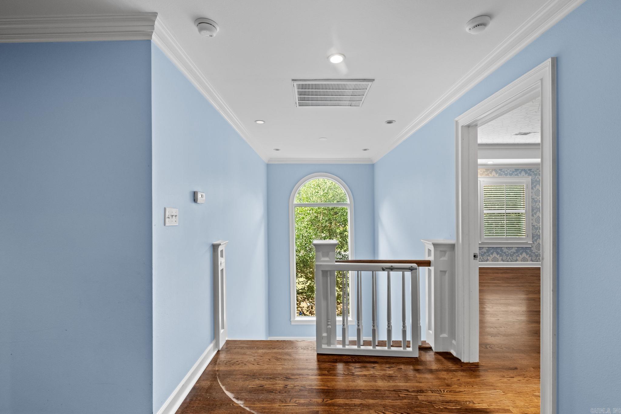 Pine Manor - Residential