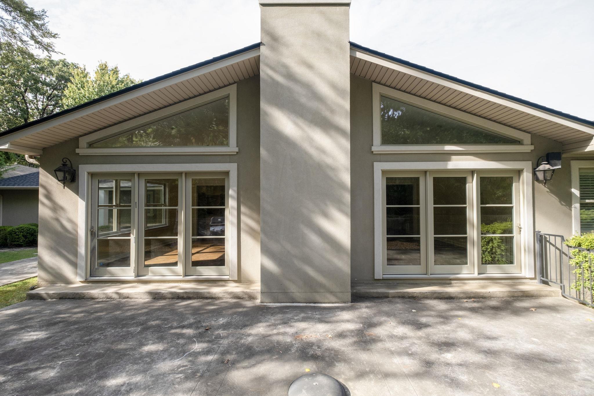 Pine Manor - Residential