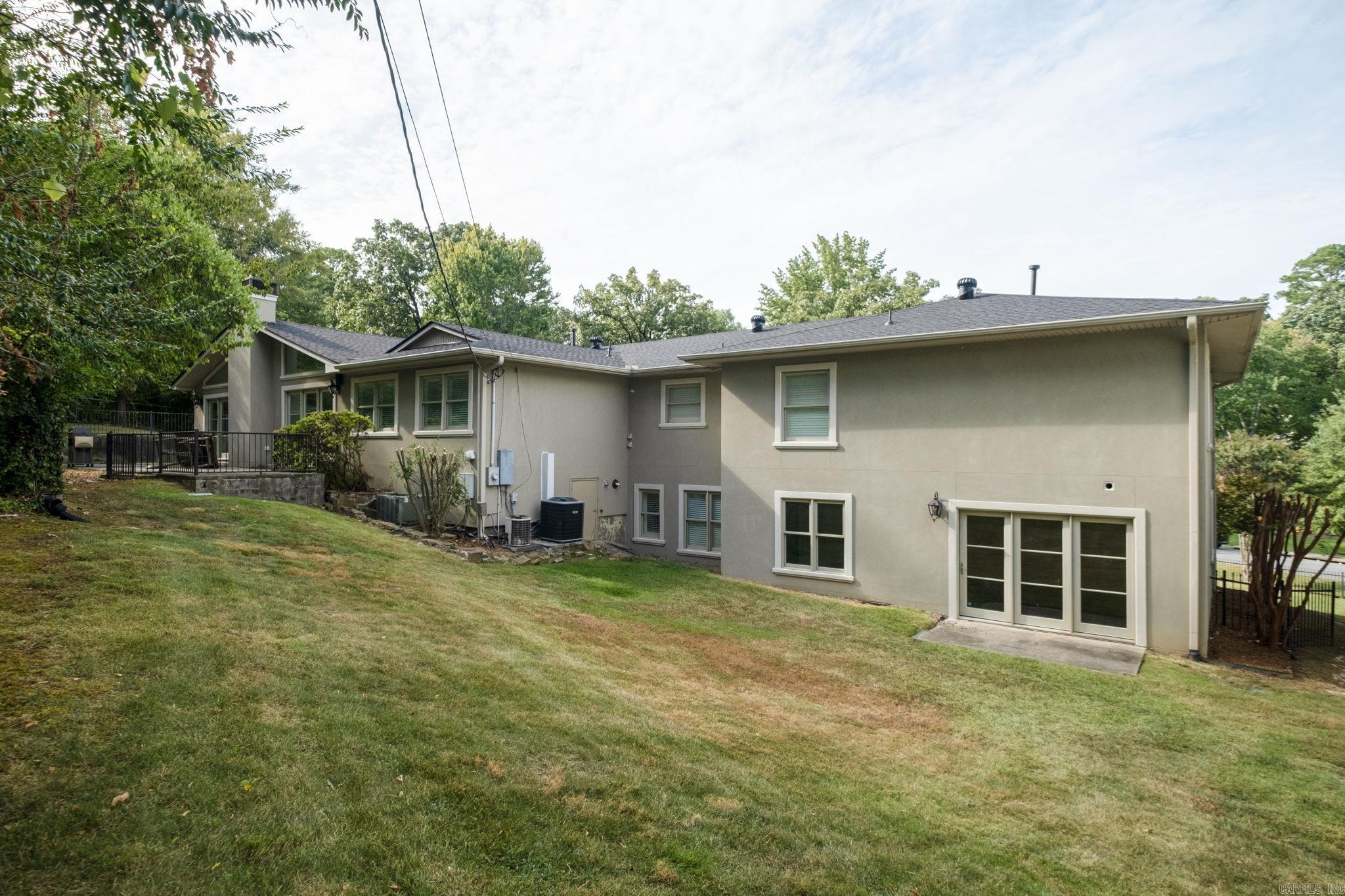 Pine Manor - Residential