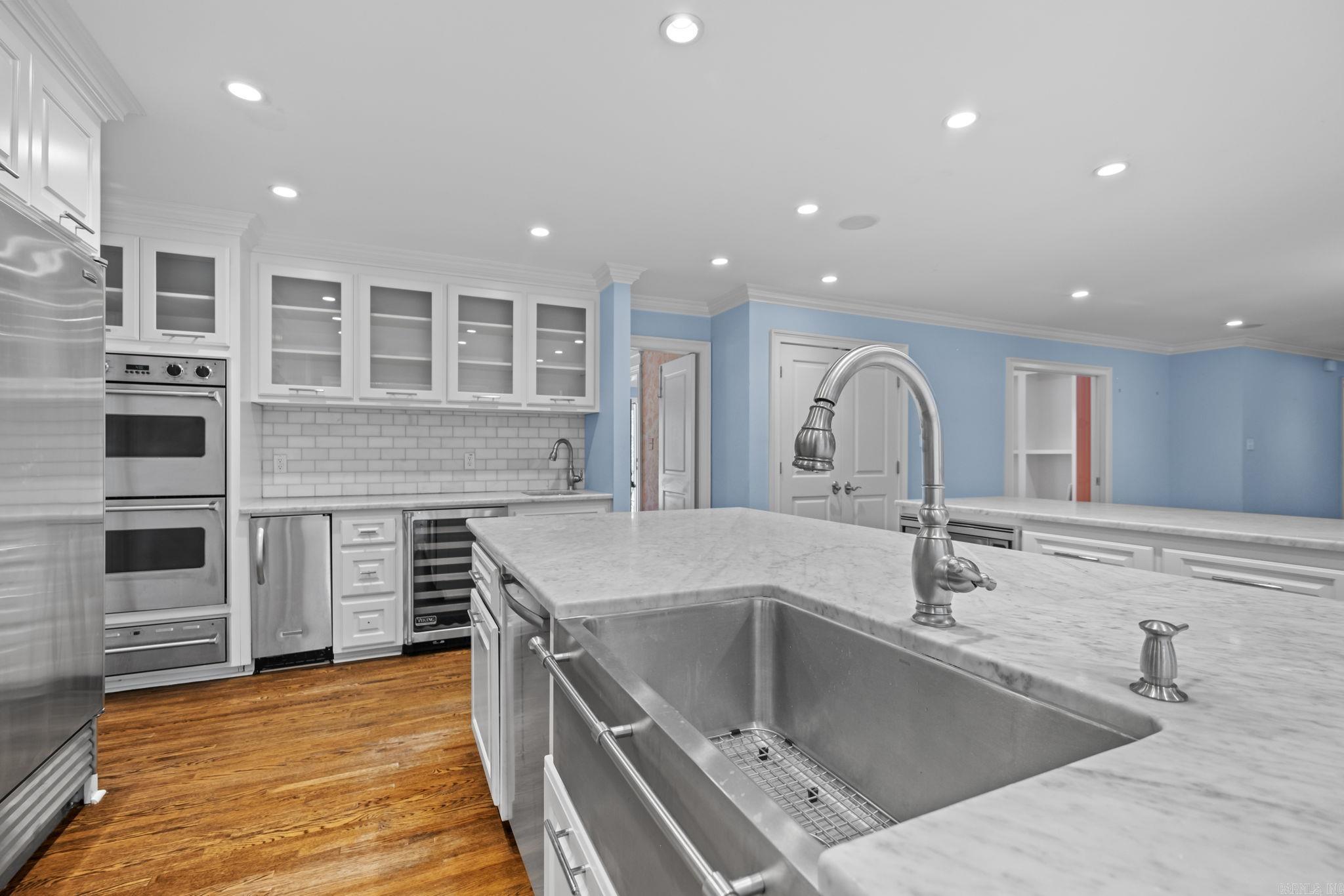 Pine Manor - Residential