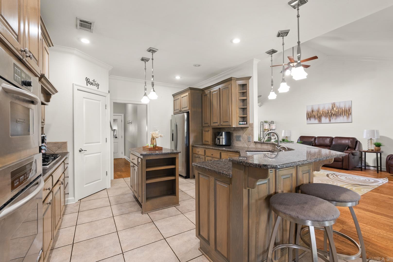 SOUTH WIND - Residential