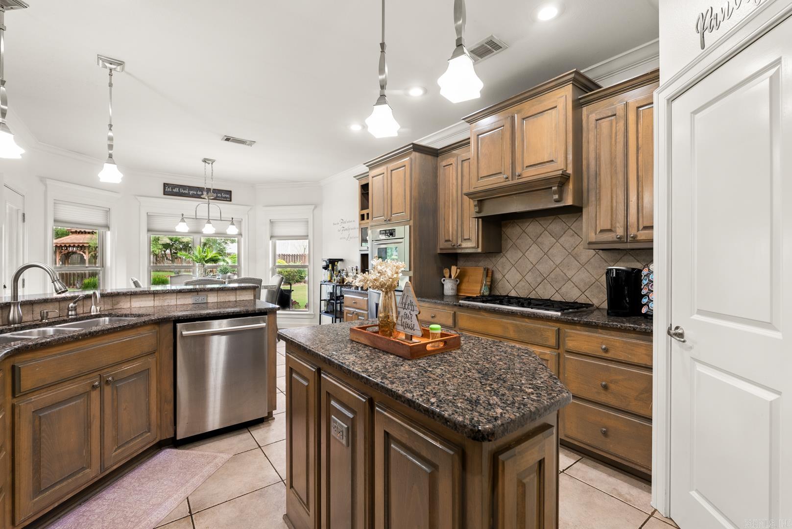 SOUTH WIND - Residential