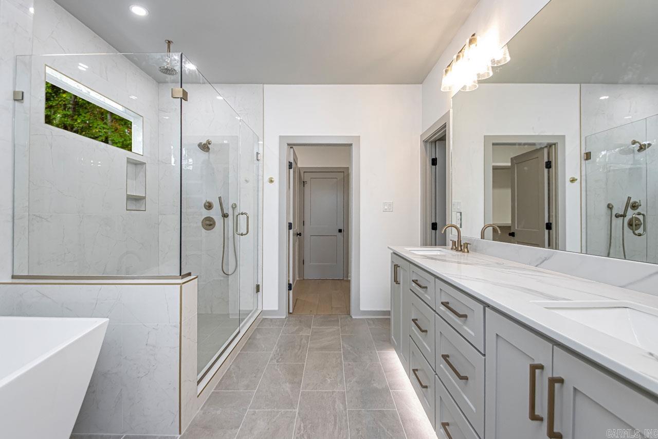 CAMMACK WOODS - Residential