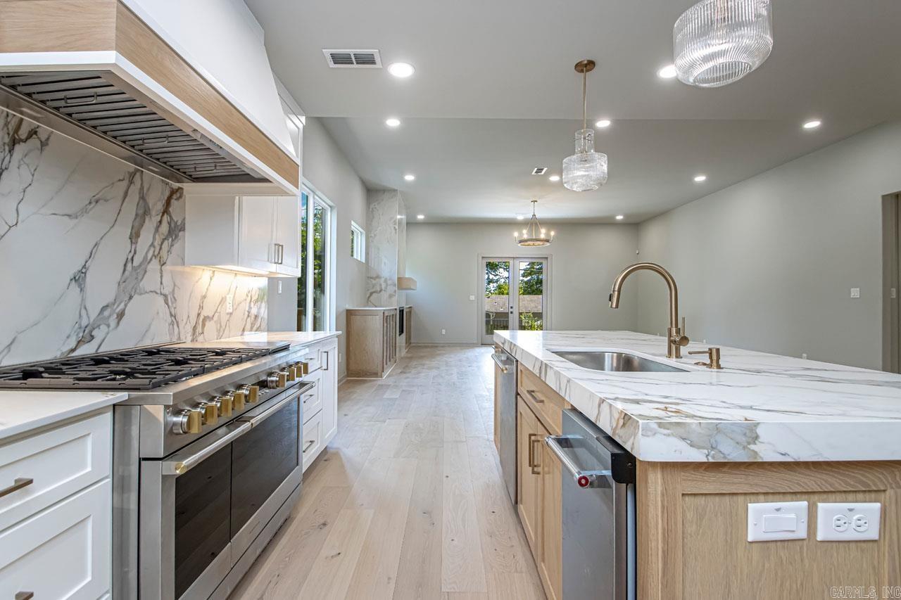 CAMMACK WOODS - Residential