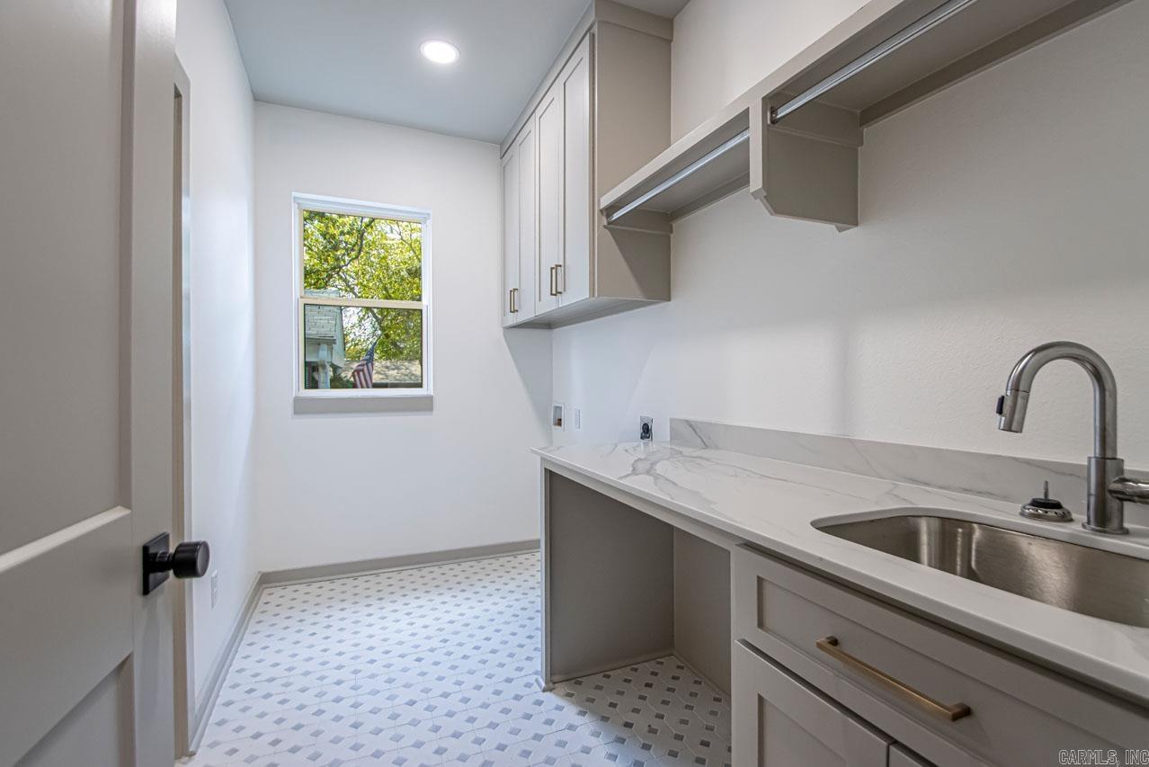 CAMMACK WOODS - Residential