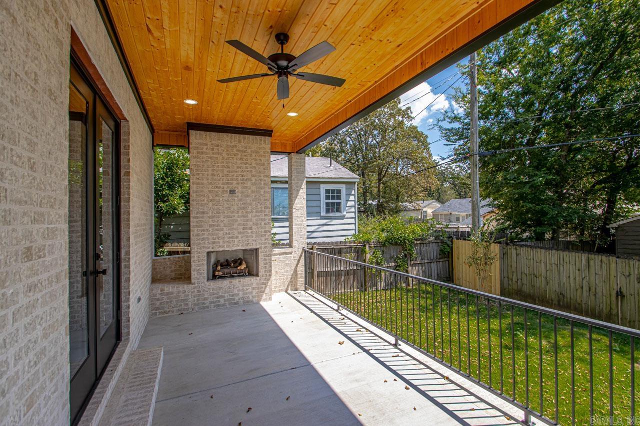 CAMMACK WOODS - Residential