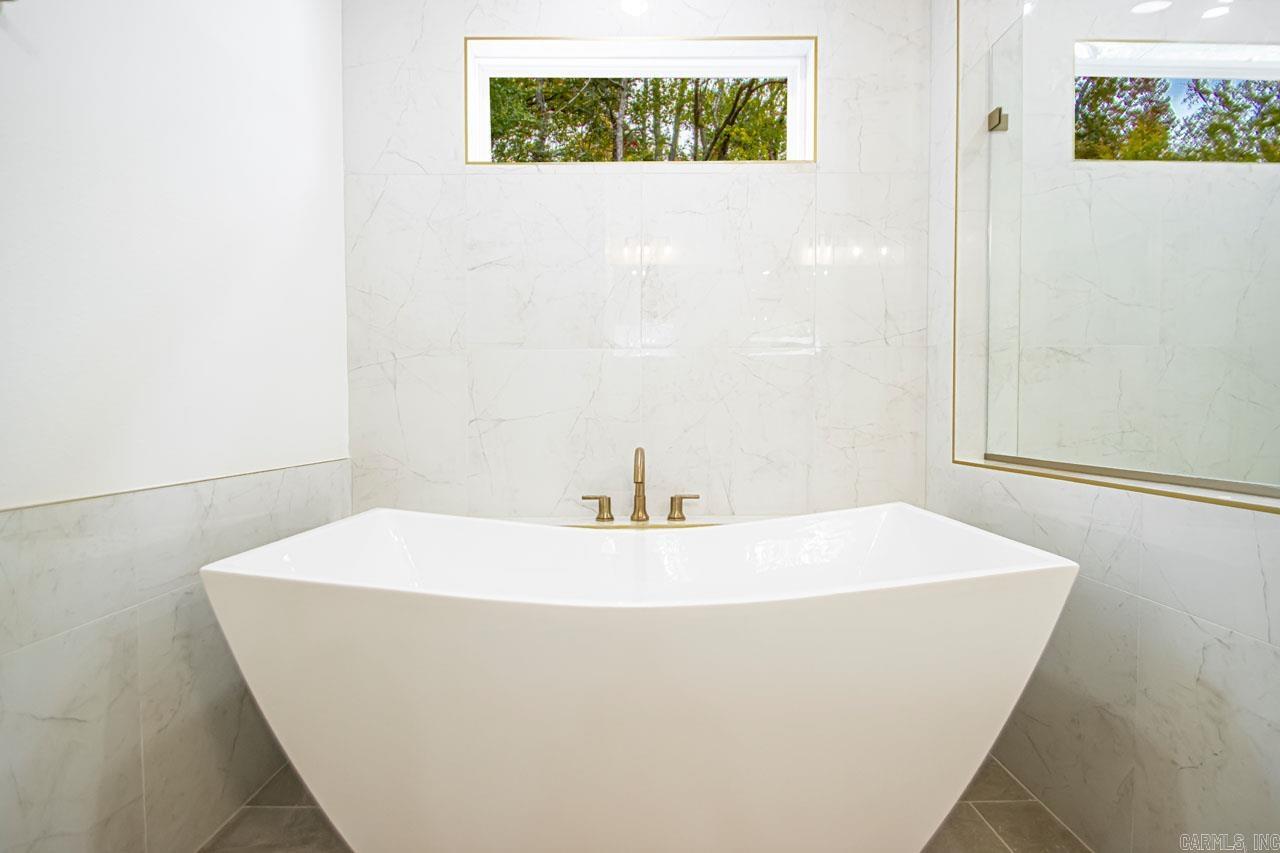 CAMMACK WOODS - Residential