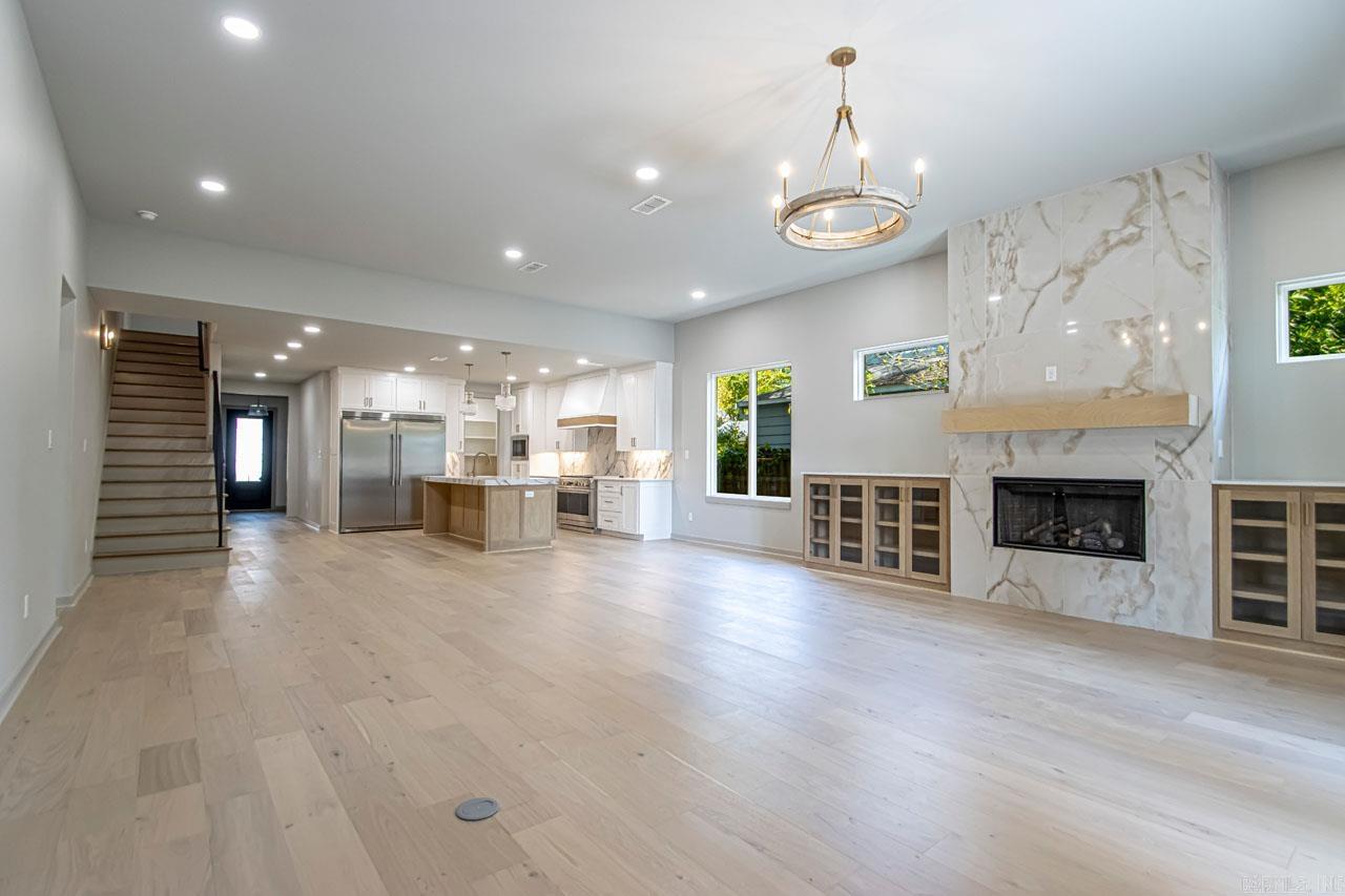 CAMMACK WOODS - Residential