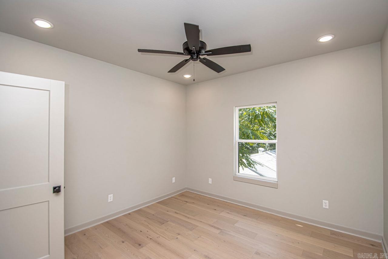 CAMMACK WOODS - Residential