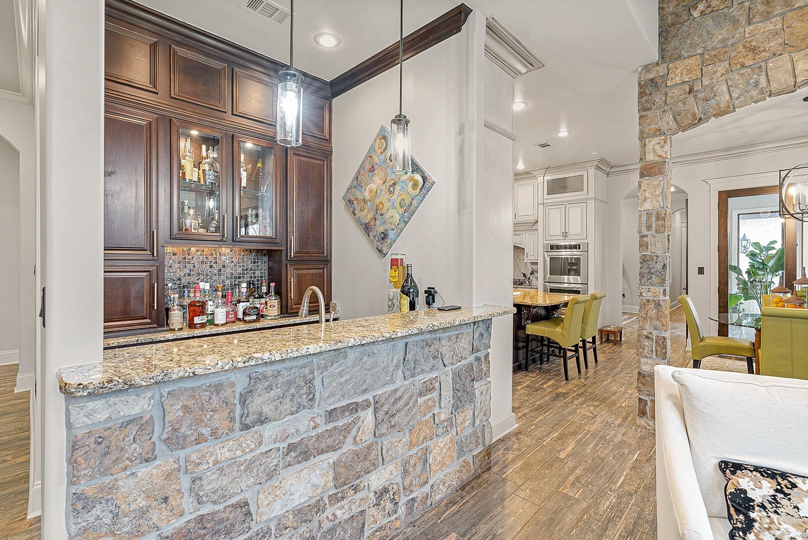 DUNWOODY-HUNTCLIFF - Residential