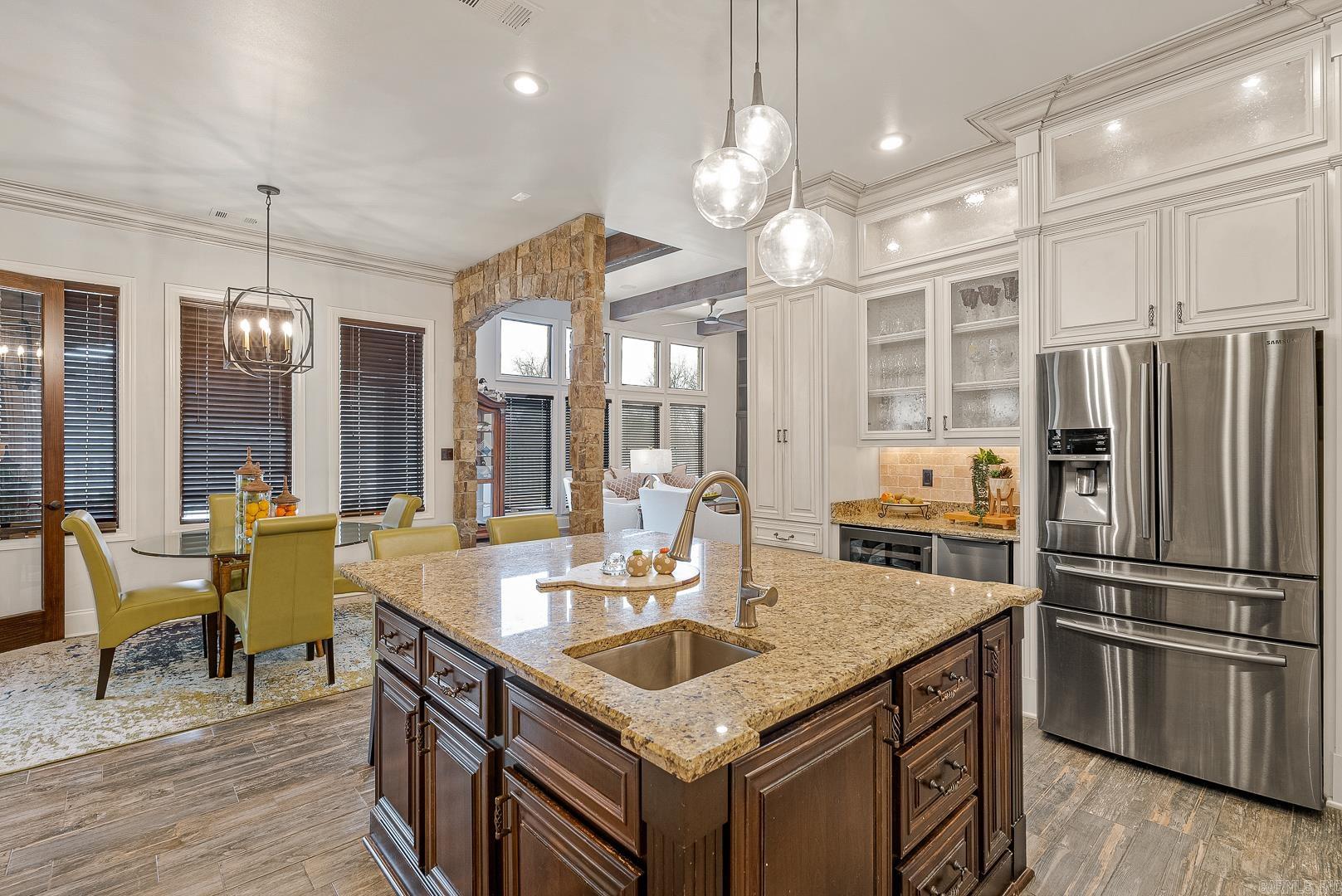 DUNWOODY-HUNTCLIFF - Residential
