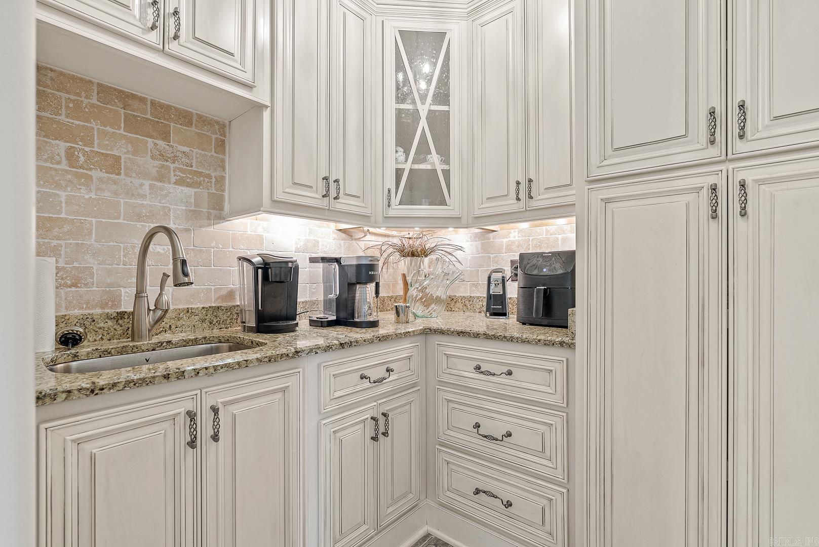 DUNWOODY-HUNTCLIFF - Residential
