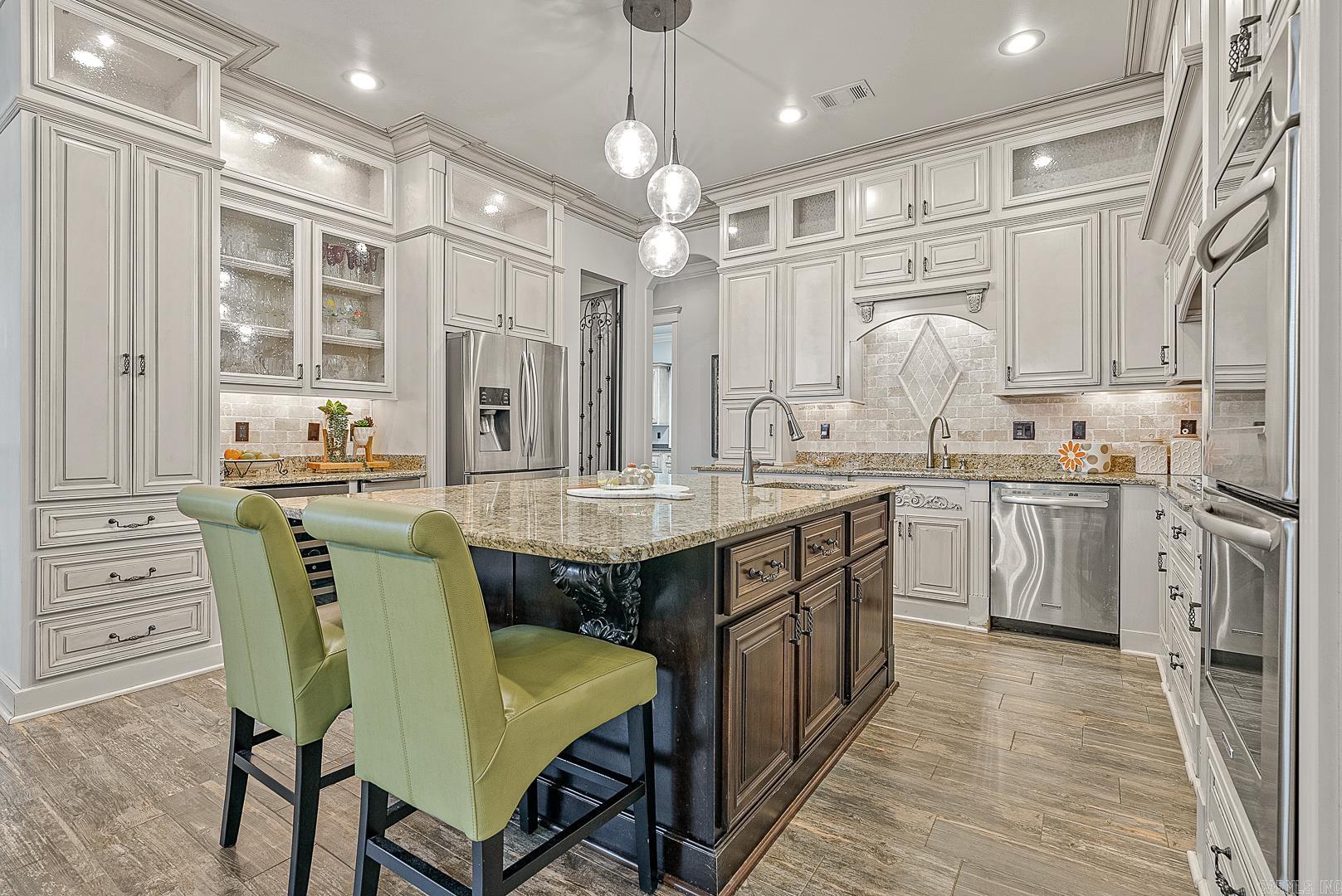 DUNWOODY-HUNTCLIFF - Residential