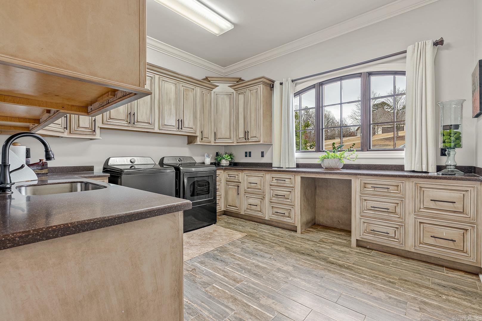 DUNWOODY-HUNTCLIFF - Residential