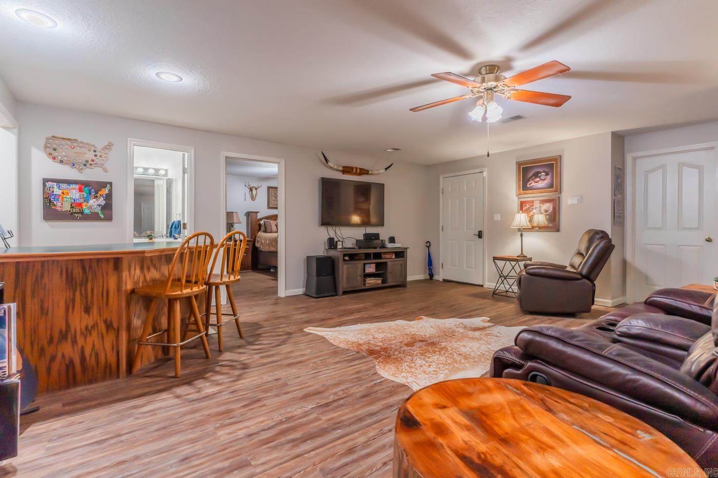 SOUTHRIDGE - Residential