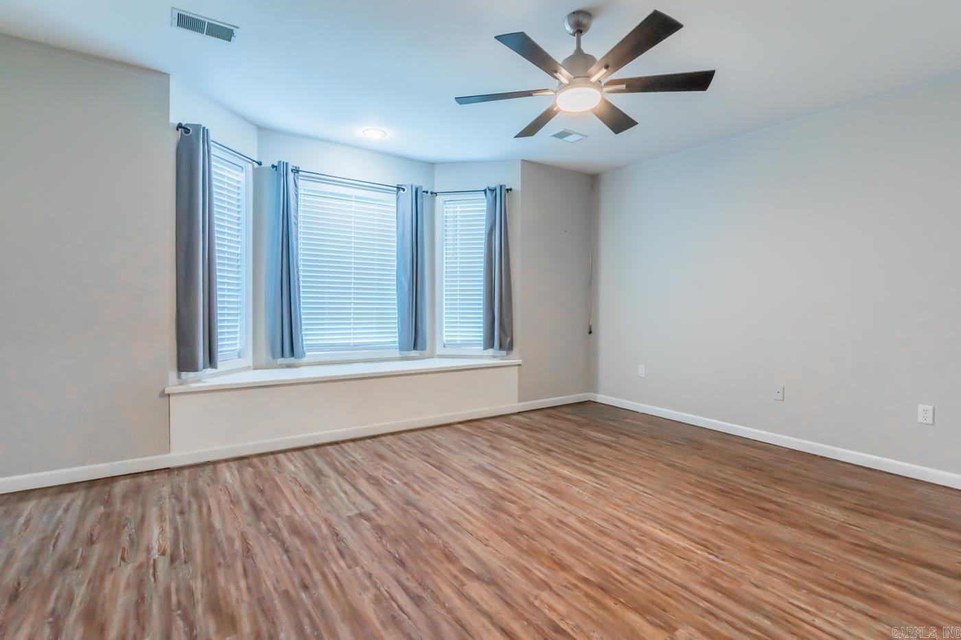 SOUTHRIDGE - Residential