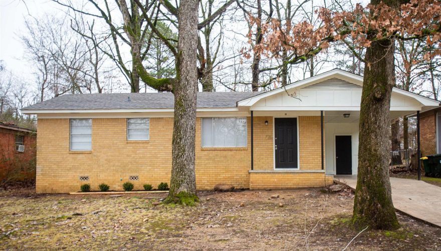 Cute 3BD/1BA located off Kanis close to Baptist Hospital. Perfect location for a medical professional. This property is managed by Hoffman Team so beware of scammers - we will never ask you to Cashapp us money. The lease for this property is for 18 months to 2 years with a 3% increase after the first year. Income must be 3x the amount of rent per month unless you have a housing voucher. Deposit, first month’s rent, and the $50 administration fee due before move in.